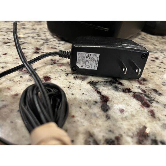 VTG JENSEN J53-BWR Portable Black & White TV CRT AM/FM 5” Tested - WORKS! READ - Picture 4 of 8